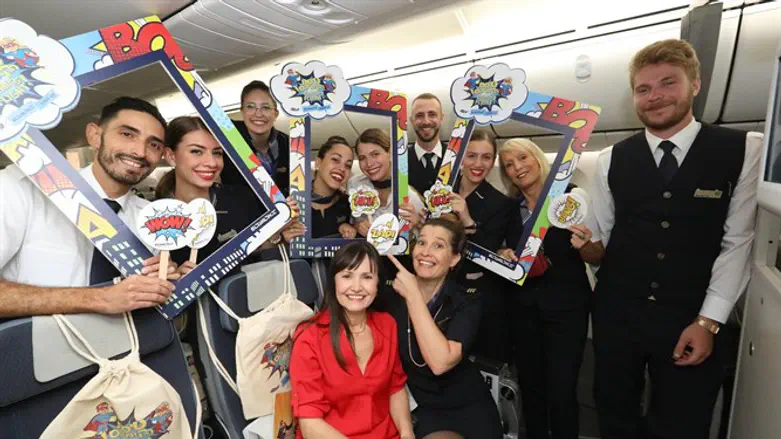 טיסת הקומיקס הראשונה של אל על למיאמי