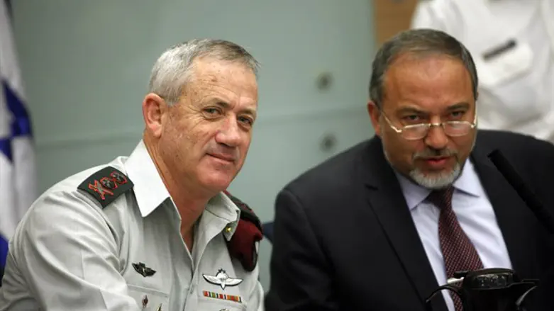 ליברמן וגנץ בימים אחרים