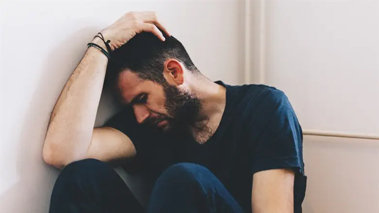 Does he suffer from PTSD? (illustrative)