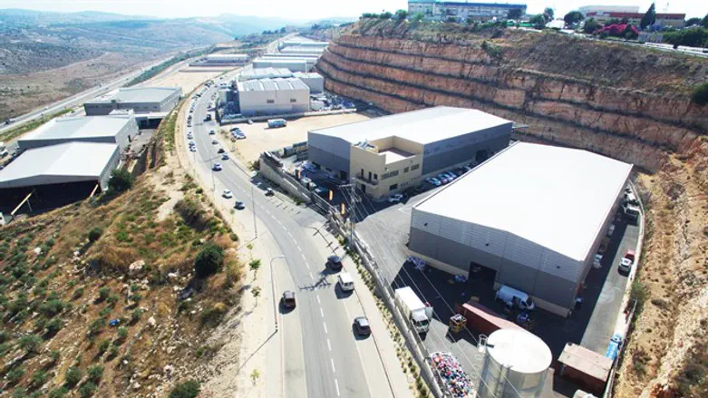 מנסים להחרים את התעשייה ביו"ש. אזור התעשייה ברקן