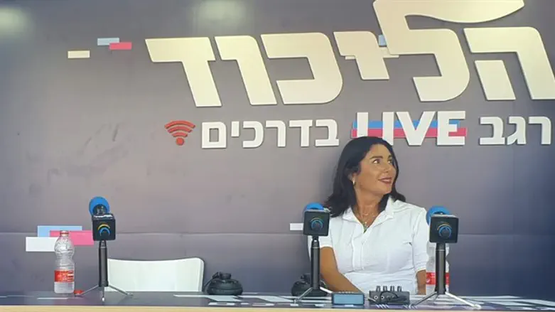 רגב באולפן הליכוד