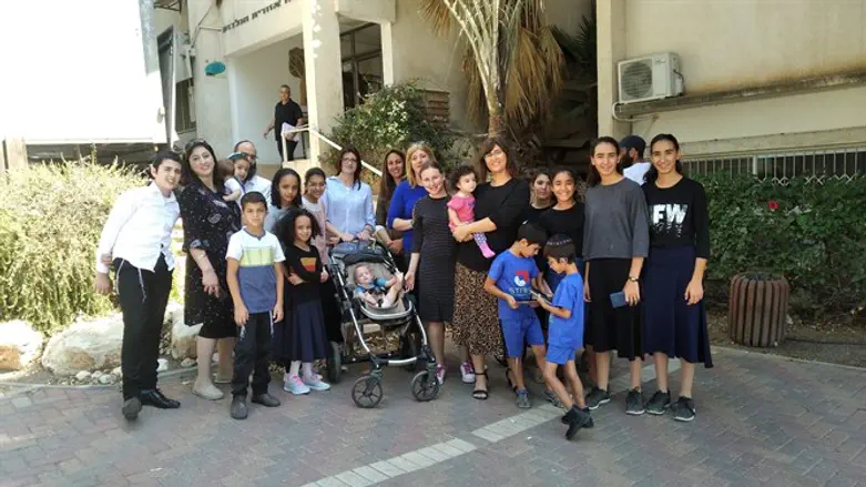 Parents gather after meeting the Regional Council representatives