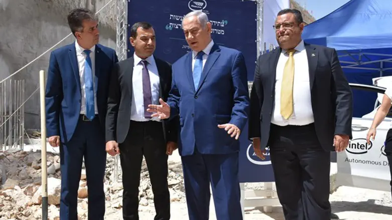 הנחת אבן הפינה למרכז ''מובילאיי''