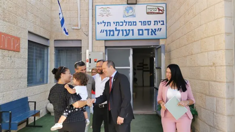 ברקת באדם. הבוקר