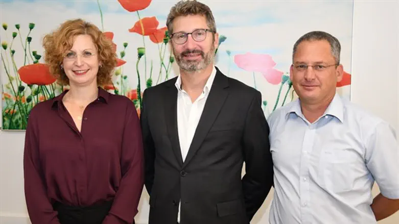 לשתף ידע, להעניק ולאמץ