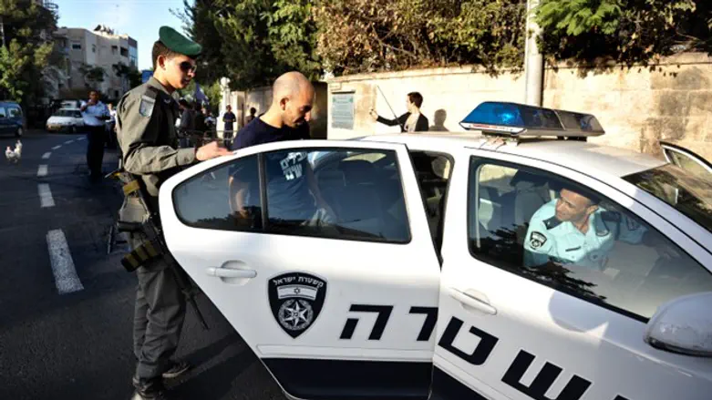 Полицейская машина (файл)