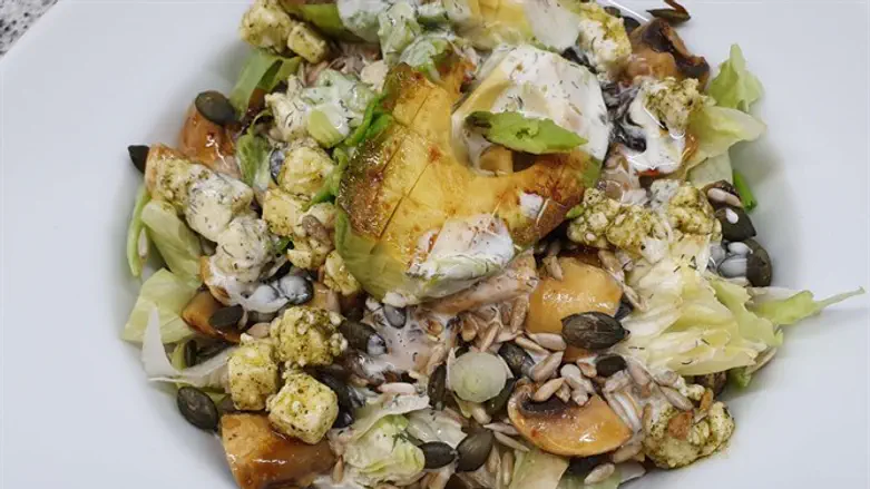 סלט אבוקדו חם