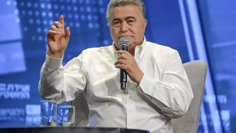 Amir Peretz