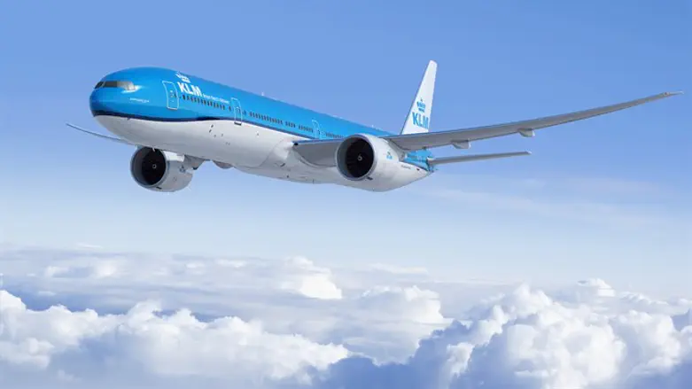 KLM 777-300