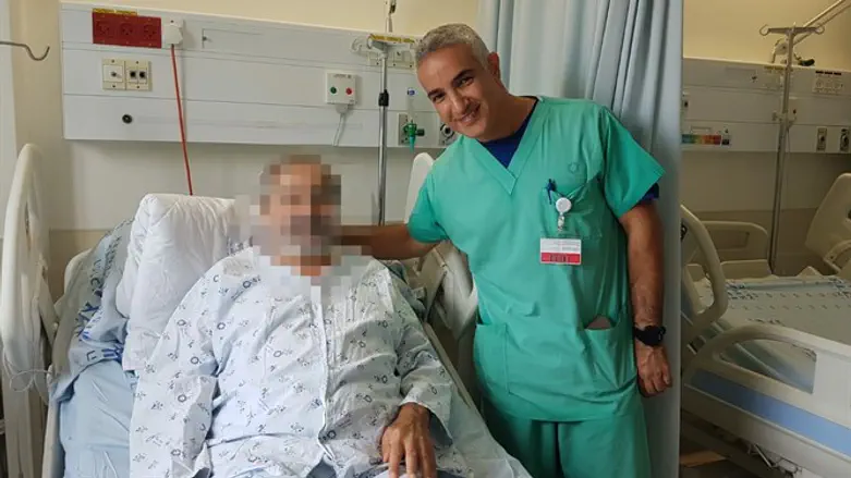 הגבר עם ד"ר אלעד אשר