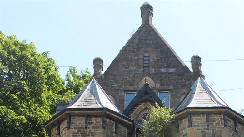 המבנה הייחודי