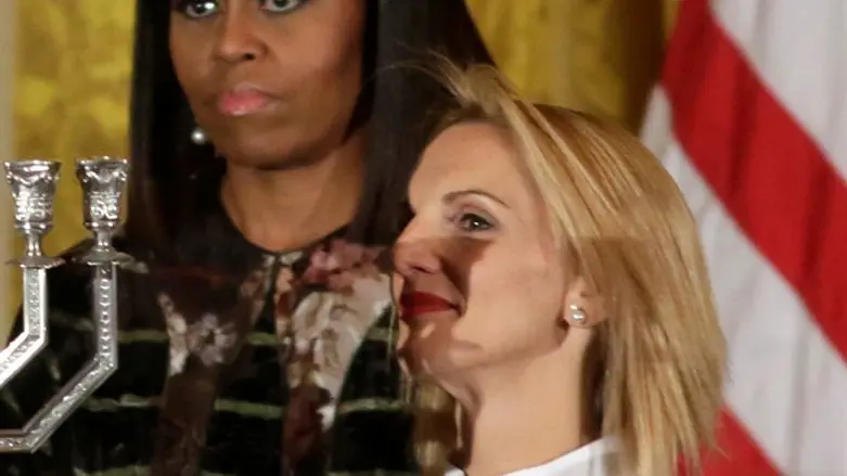 Mika Almog (R) with Michelle Obama