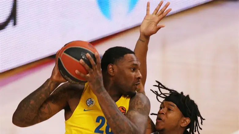 בלאק הערב מול פאו