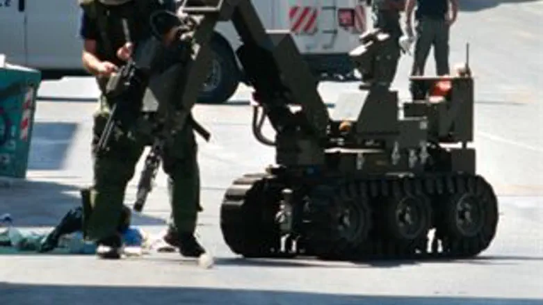 רובוט בפעולה