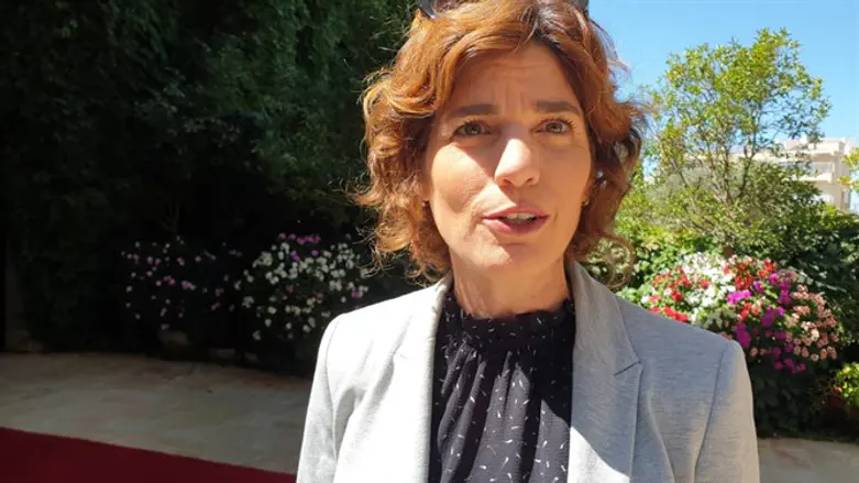 זנדברג בכניסה לבית הנשיא