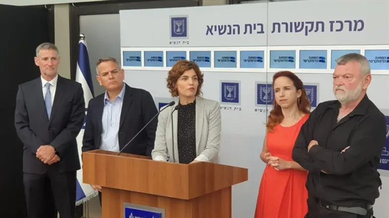 נציגי המחנה הדמוקרטי בבית הנשיא