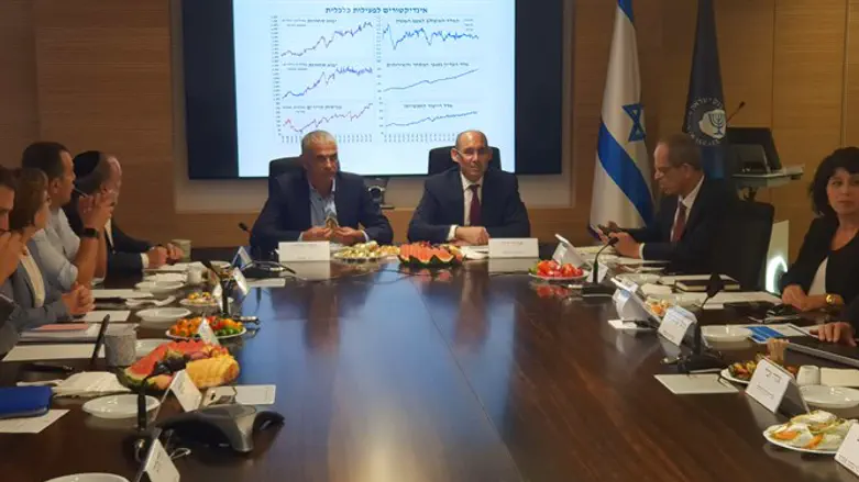 כחלון וירון בדיון. היום