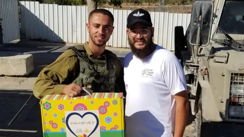 מארזי שי ל-20 אלף חיילים