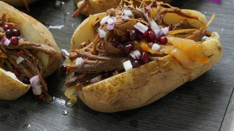 Crockpot Pulled Beef Baked Potatoes