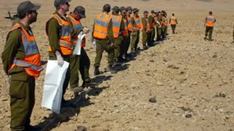 נציגי הרבנות הצבאית בזירת ההתרסקות