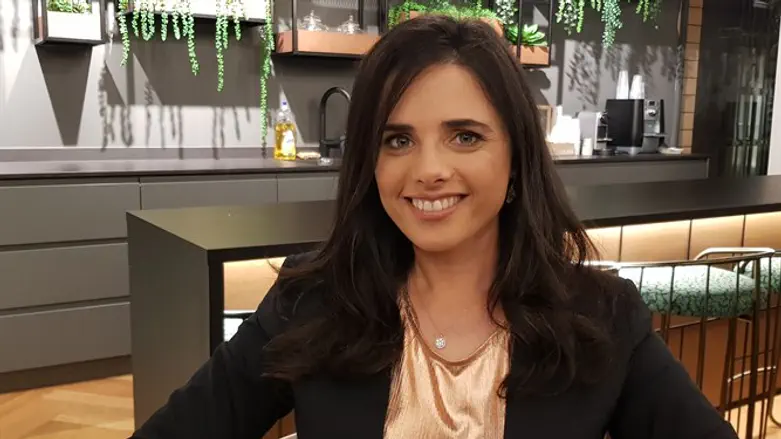 Айелет Шакед