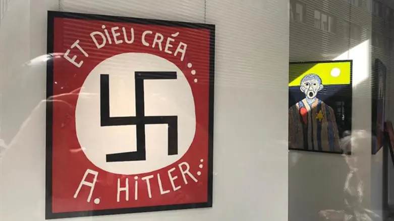 A Belgian politician presented this painting at the Bog-Art Gallery in Brussels