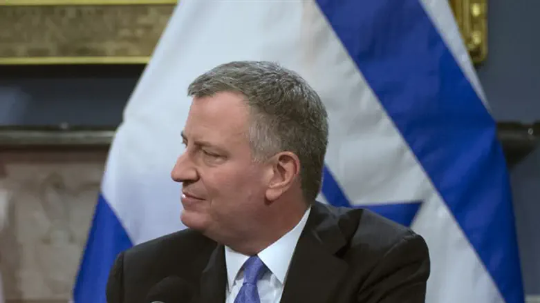 ביל דה בלאזיו. ארכיון