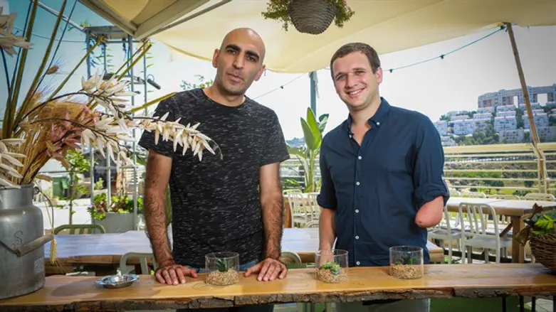 לא מייצגים אף מגזר. ישי שנרב (מימין) ואסף ליברמן