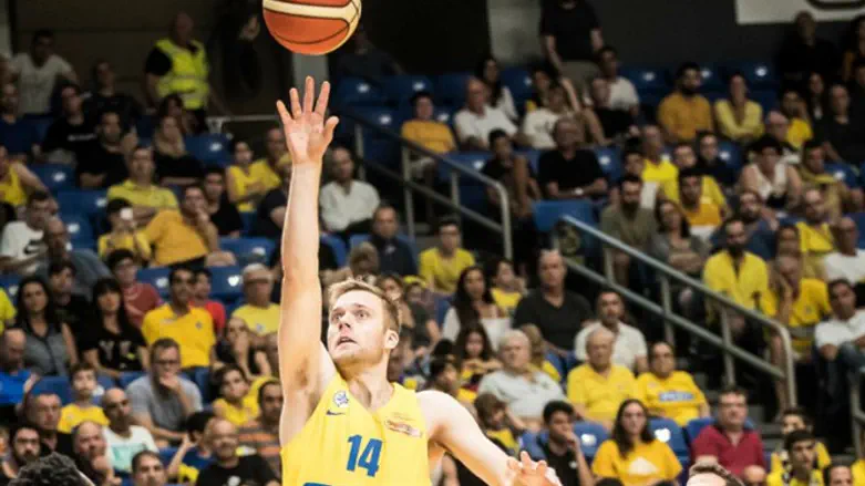 נייט וולטרס