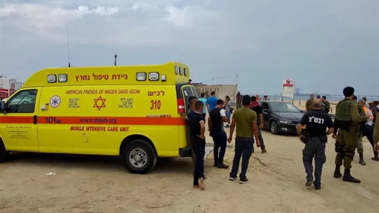 Victims of lightning strike being evacuated