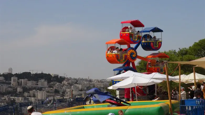 Празднование Суккота в Кедмат-Ционе