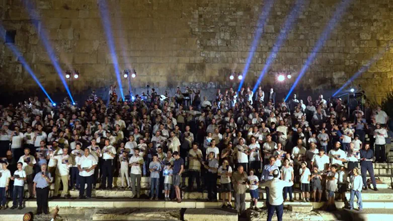 Пение левитов у Храмовой горы