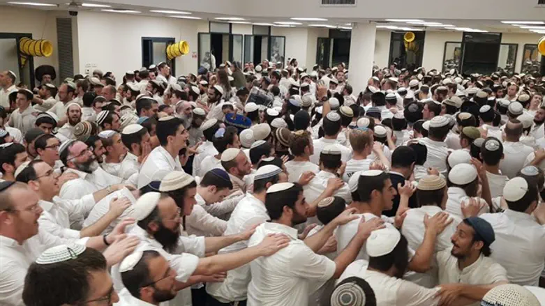 Simchat Torah celebrations in Ramat Gan