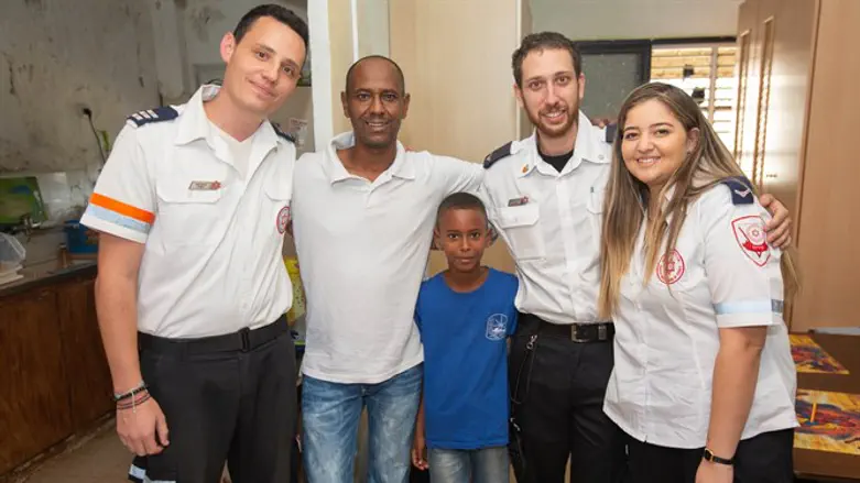 Ярин и отец с сотрудниками МДА