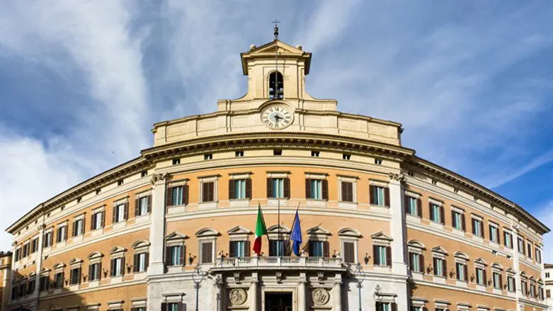 Парламент Италии