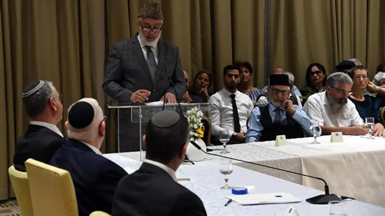 הנבואה רודפת את הנביא, לא הנביא רודף אחר הנבואה