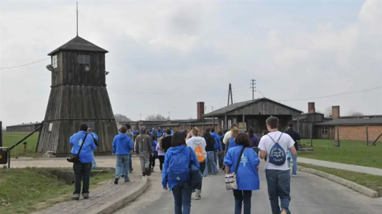 מחנה מיידנק