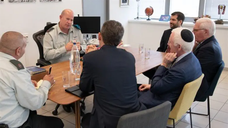 IDF spokesperson meets AIPAC leaders