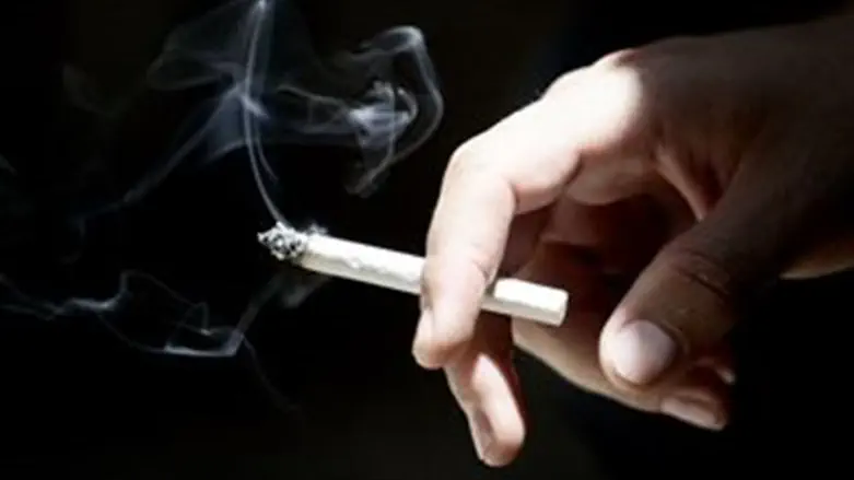 Smokers 'risk depression, schizophrenia'