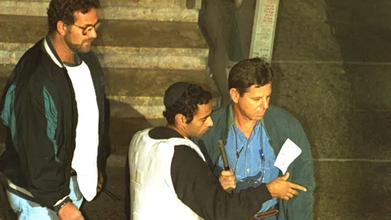 Yigal Amir recounts the murder