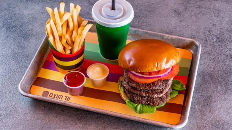 פונים לזכיינות. עד העצם