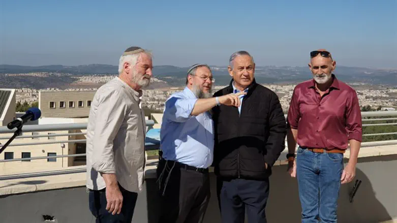 נאמן עם נתניהו. אכזבה