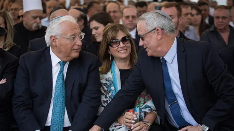 גנץ ופרידמן. ארכיון