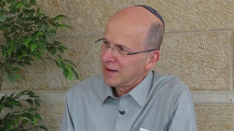 לא מחפש משגיחי כשרות. חגי סגל