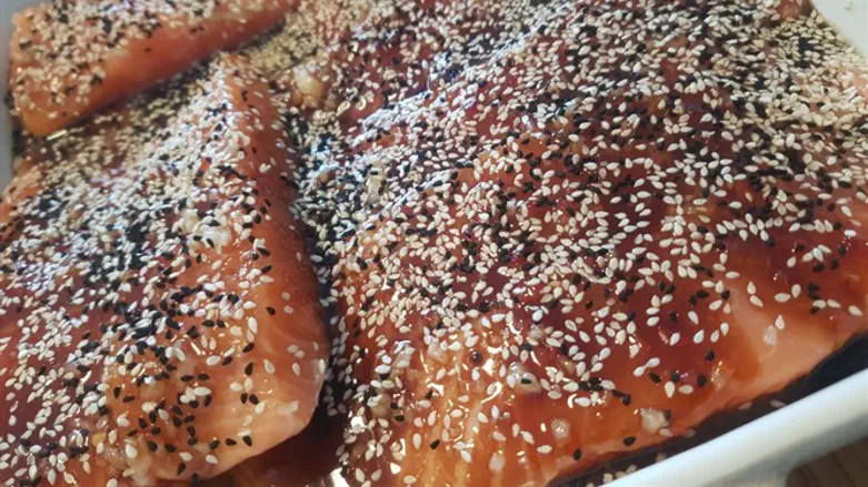 פילה סלמון ברוטב אסיאתי