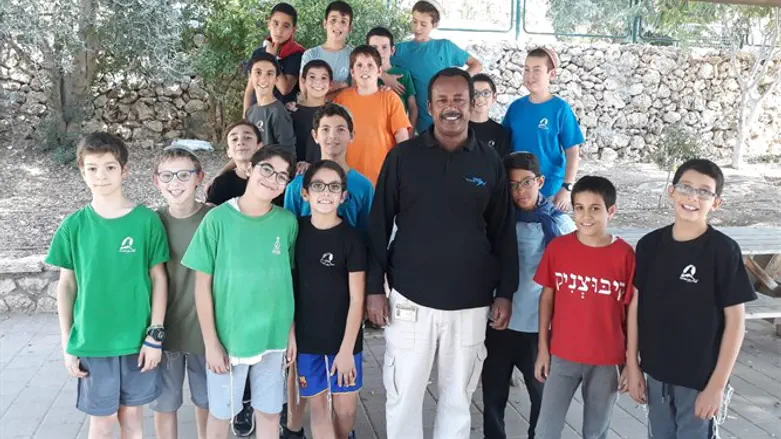 גדי עם התלמידים