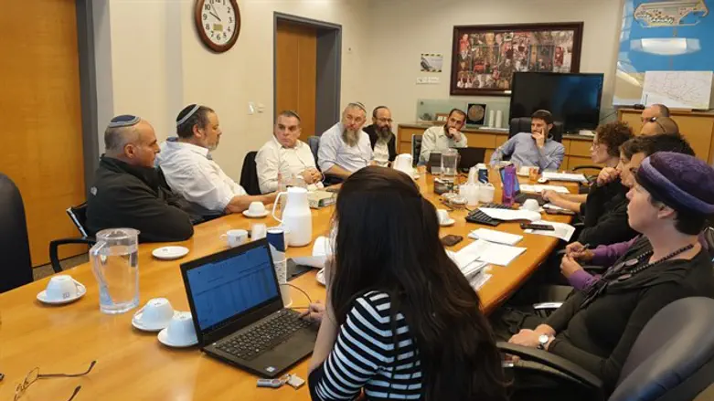 הפגישה במשרד התחבורה, הבוקר