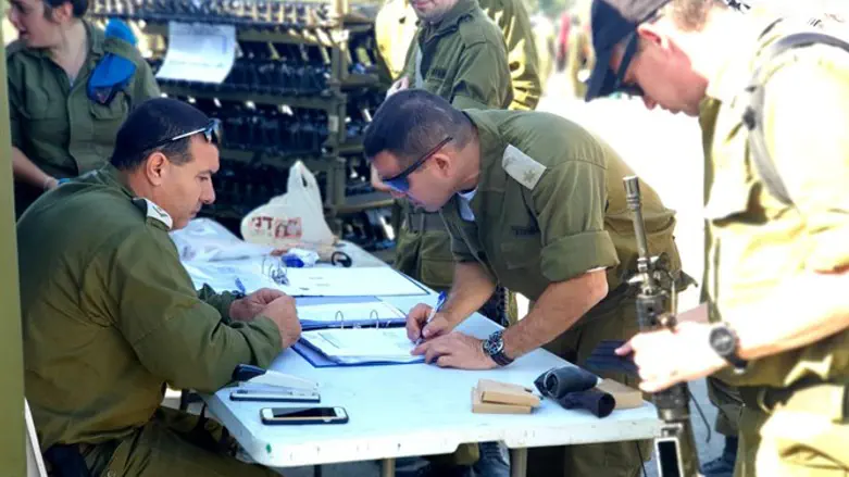 הכנות אחרונות לתרגיל החטיבתי הראשון של חטיבת האש 215