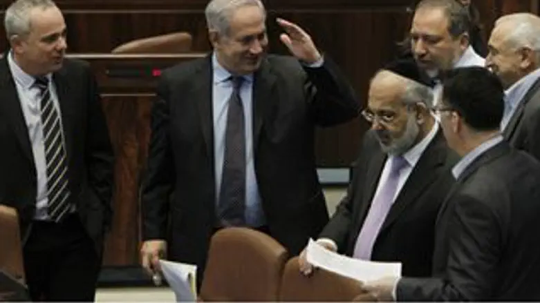 להציב לשרים עוד מכשול