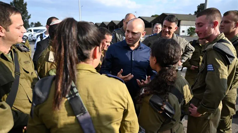 Defense Minister Bennett visits Air Force base